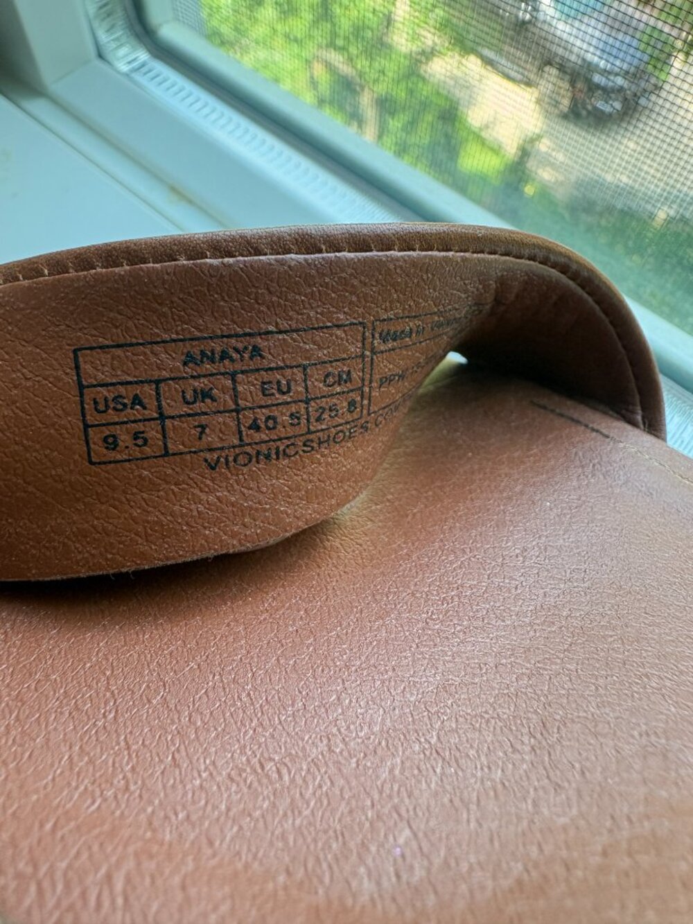 Vionic Anaya Ankle Strap Sandal size 9.5 espresso brown leather flats buckle - Picture 8 of 9